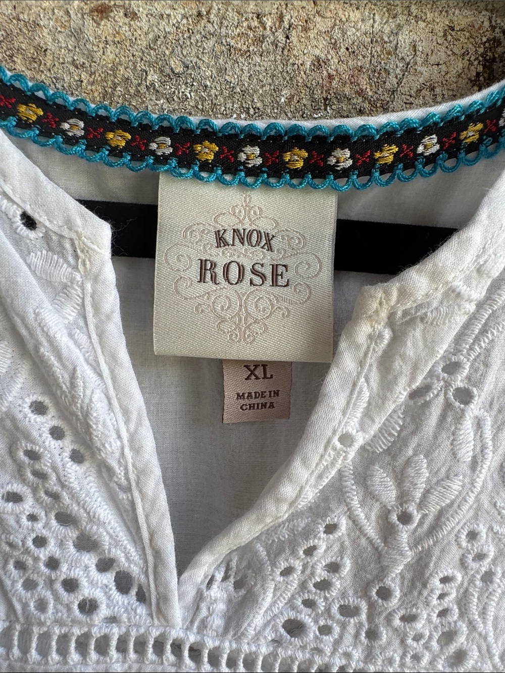 Knox Rose White Eyelet V‑Neck Cotton Blouse - Picture 2 of 6